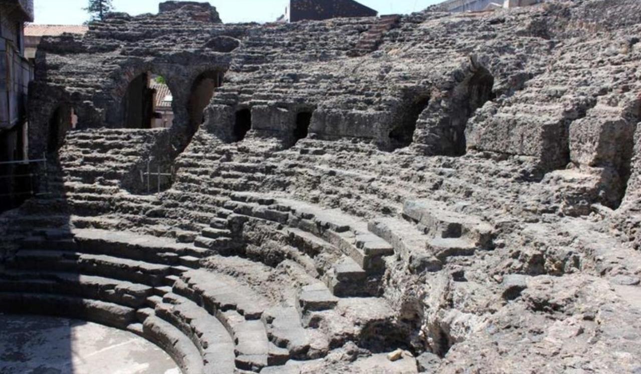 Apartament Domus Odeon La Casa Nel Parco Archeologico Di Katania Zewnętrze zdjęcie