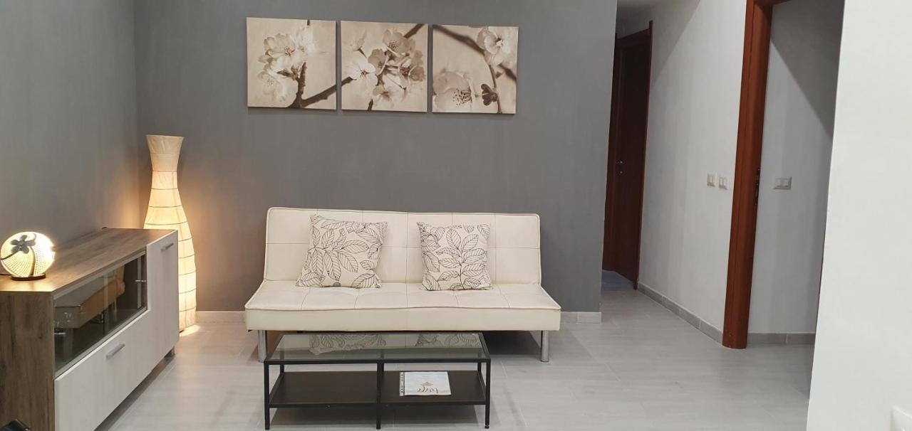 Apartament Domus Odeon La Casa Nel Parco Archeologico Di Katania Zewnętrze zdjęcie
