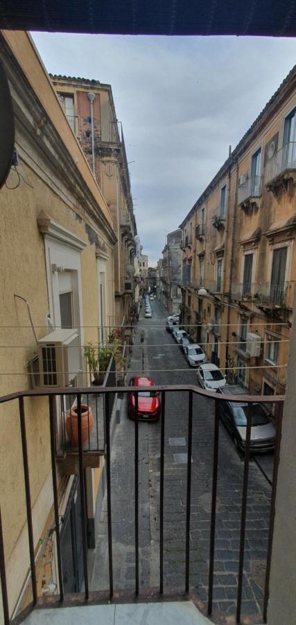 Apartament Domus Odeon La Casa Nel Parco Archeologico Di Katania Zewnętrze zdjęcie